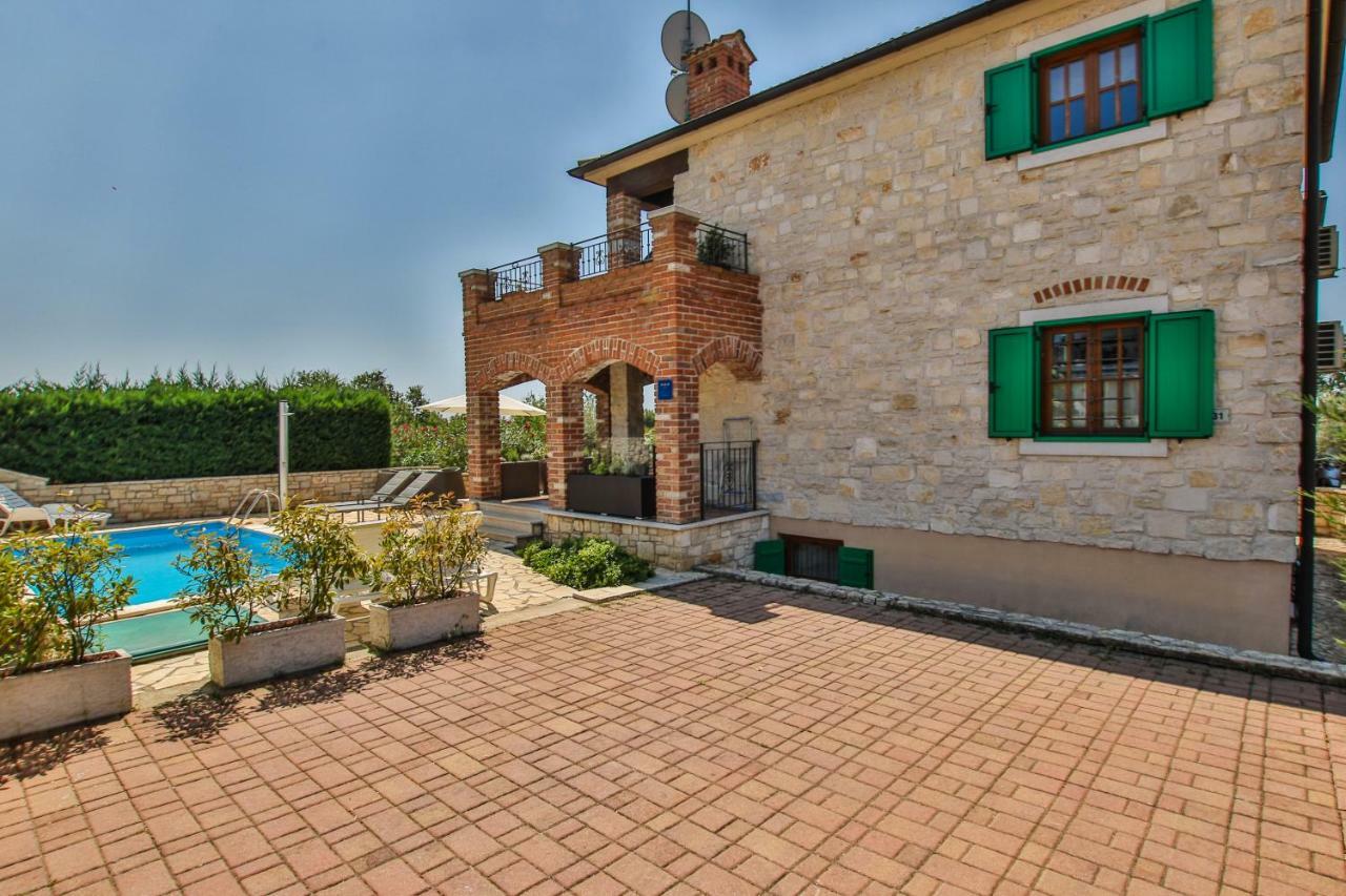 Villa Istriana Jakob With Pool Tar-Vabriga Extérieur photo
